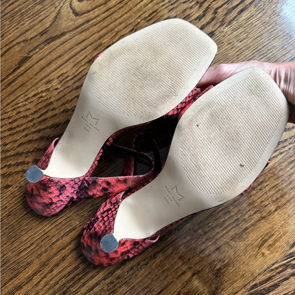Marc Fisher Red Snake Print Kitten Heel Sandals Strappy Open Toe Shoes Size 9.5M - Picture 4 of 6
